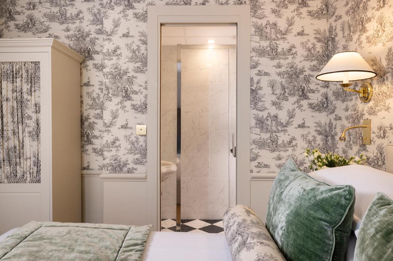 Hotel Du Champ De Mars ปารีส ภายนอก รูปภาพ